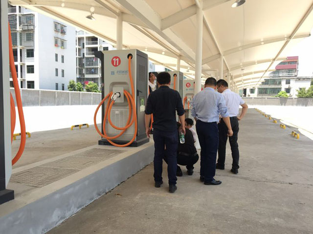 星澤機(jī)電與能科充電樁攜手共同開拓湖南市場